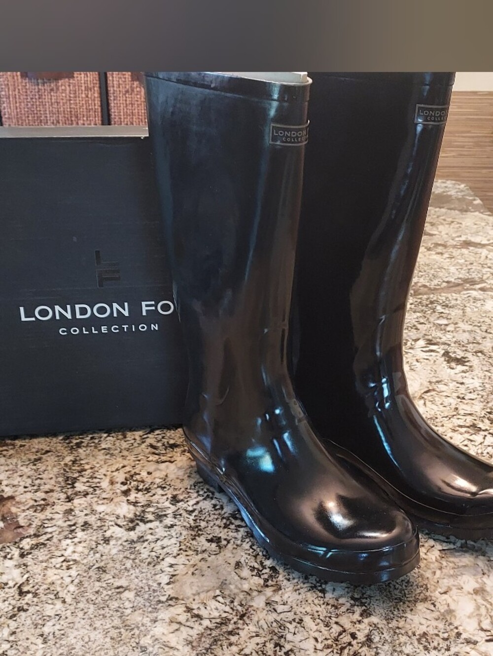 London Fog Thanes Shiney Black Rubber Knee High Rain Boots. Sz 10B. NWB